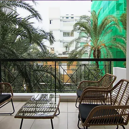 Phaedrus Living View Luxury Iras Flat 102 Апартаменты